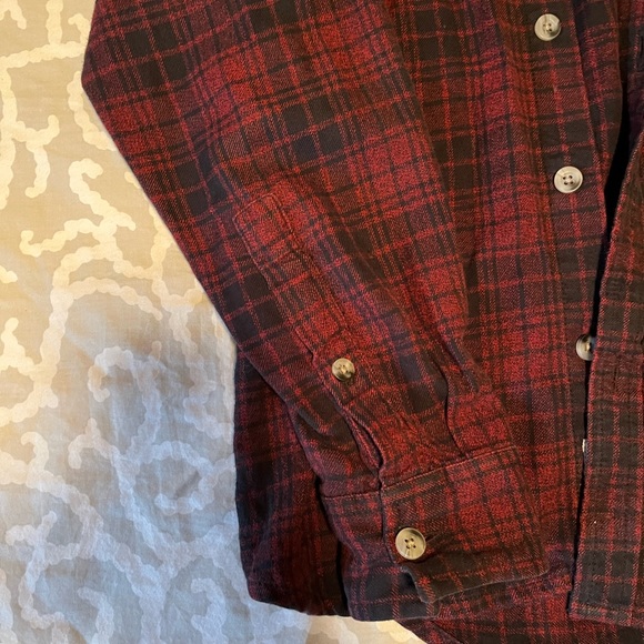 Roots Button Up Flannel - Picture 2 of 4